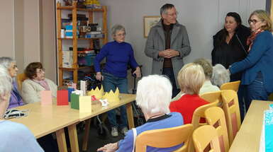 Des cartes solidaires à la résidence Pré-Blanc